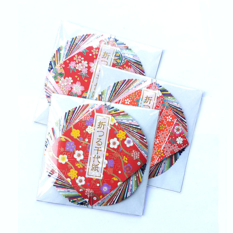 10 packs origami 10cm x 10cm 20 feuilles chiyogami + 20 feuilles unies