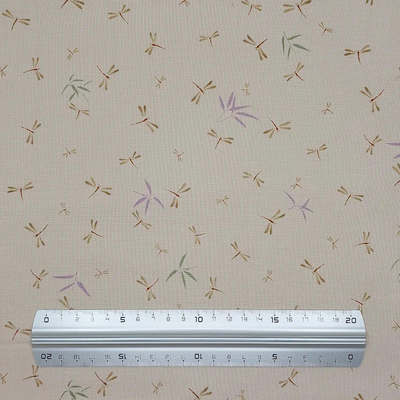 Tissu coton beige petites libellules marron mauves et vertes (5m x 110cm)