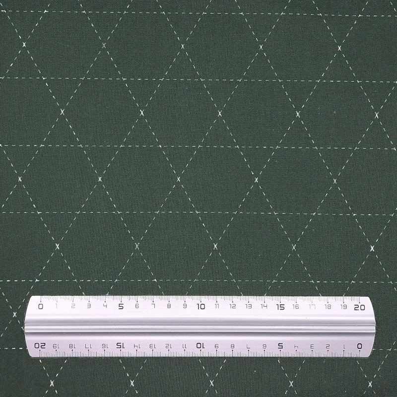 Forest green pre-printed sashiko fabric with stars, diamonds, and triangles – 100% cotton – wholesale