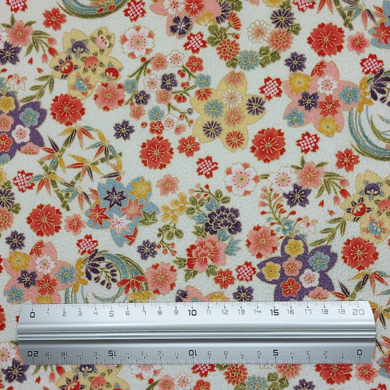 Tissu coton gaufré blanc à motifs de fleurs japonaises (110cm)