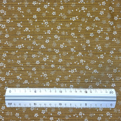 Tissu coton réversible texturé ocre et vert fleurs de cerisier et asanoha (110cm)